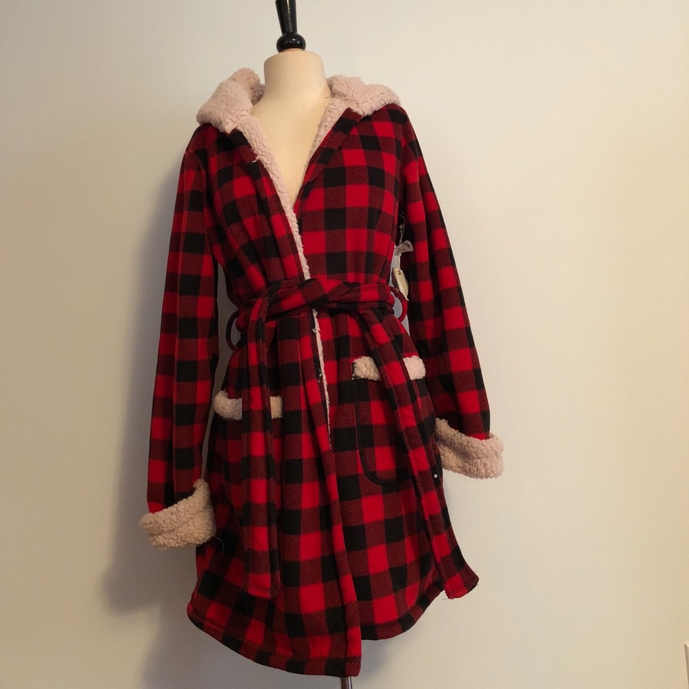 plaid bathrobe